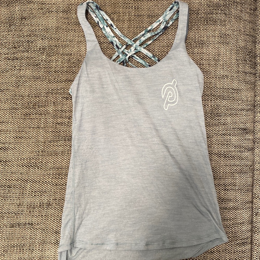 Lululemon slay the studio 2-in-1 tank built in bra peloton